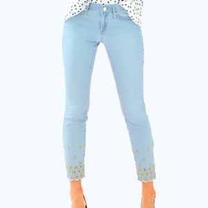NWOT Lilly Pulitzer south ocean skinny crop embroidered